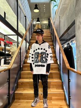 「ROYAL FLASH（ロイヤルフラッシュ）のアイテム」を使った、yoshiaki matsufujiさん（メンズ・165cm）の春コーディネート