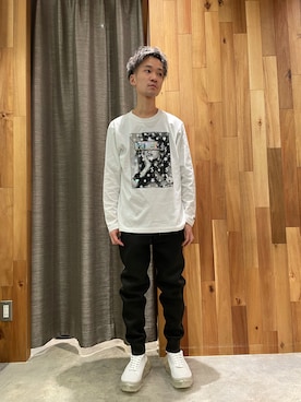 「ROYAL FLASH（ロイヤルフラッシュ）のアイテム（スニーカー）」を使った、yoshiaki matsufujiさん（メンズ・165cm）の秋コーディネート
