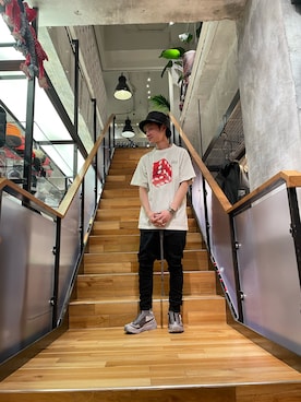 「ROYAL FLASH（ロイヤルフラッシュ）のアイテム」を使った、yoshiaki matsufujiさん（メンズ・165cm）の春コーディネート