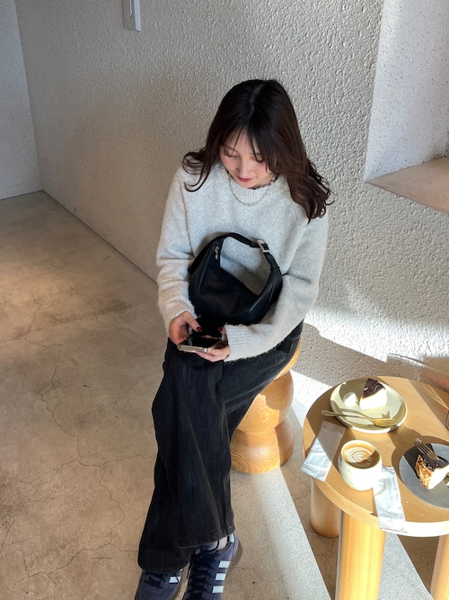 3/4～価格改定》ソフトレザーラウンドショルダーバッグ(CE-1326