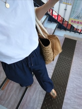 「Jena espace merveilleux（ジェナ　エスパスメルヴェイユ）の【夏でも履ける】デニムイージーパンツ（デニムパンツ、ブルー系）」を使った、zakkaloveさん（レディース・161cm）の夏コーディネート
