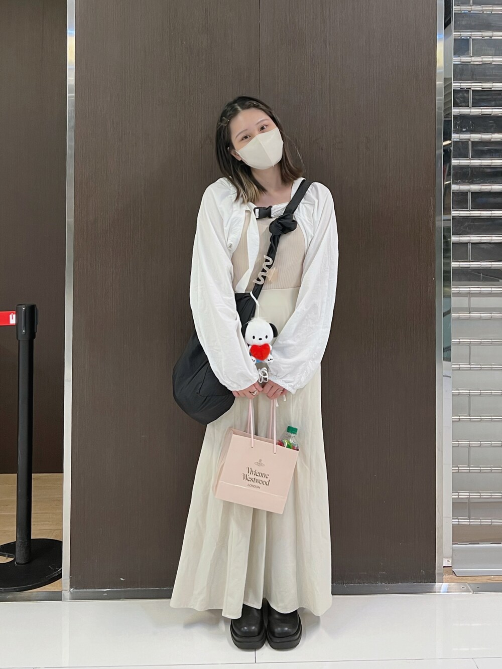 「Kastaneの【2023SSアイテム】ベルト付きボレロ×タンクSET（カーディガン/ボレロ、ホワイト系）」を使った、bincyさん（レディース・158cm）の夏コーディネートの1枚目の写真