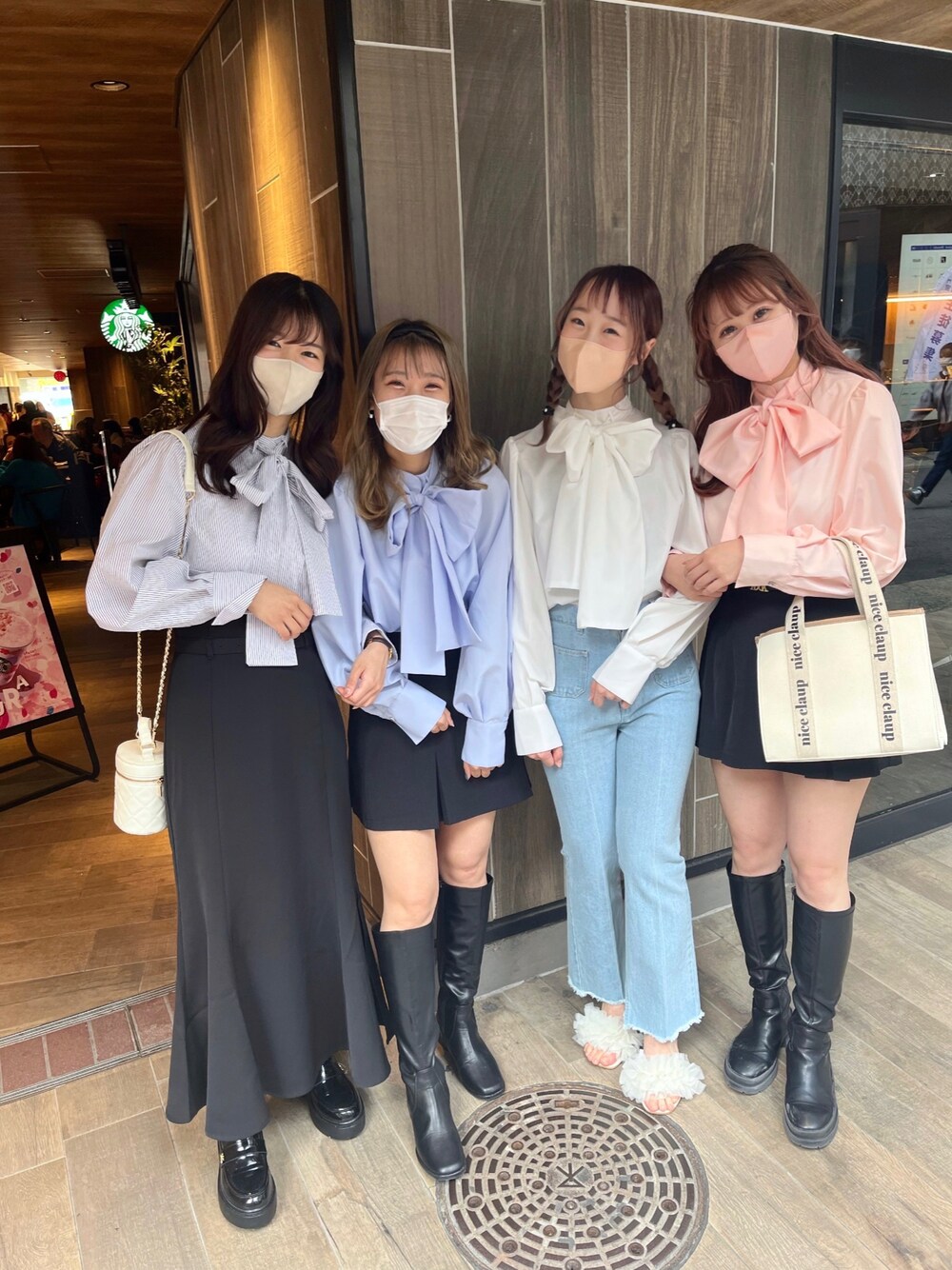 「春、春コーデ、大人かわいい、春カラー、大人ガーリー、ブラウス、ボウタイブラウス、ナイスクラップ、高身長女子、高身長コーデ、ミニスカート、ロングブーツ」｜「one after another NICE CLAUPのヴィンテージガーリーなスタイリングに/刺繍ボウタイブラウス（シャツ/ブラウス、ピンク系）」を使った、なぎなぎさん（レディース・164cm）の春コーディネートの1枚目の写真