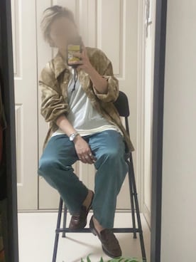 「サテンパンツ」｜「アイテム（ローファー）」を使った、smzさん（レディース・155cm）の秋コーディネート