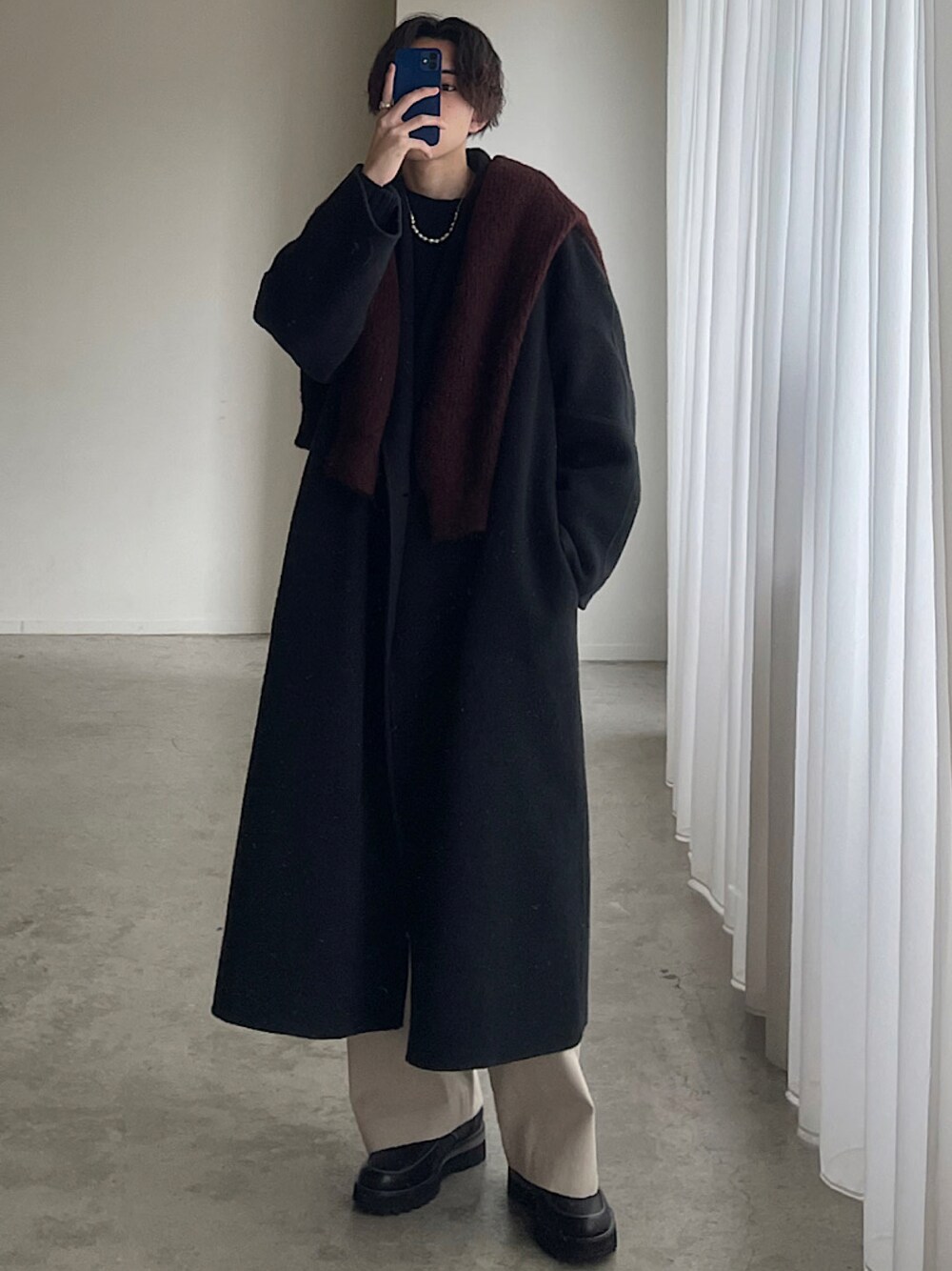 Super 140s SHAWL COLLAR CAPE COATを使った人気ファッション