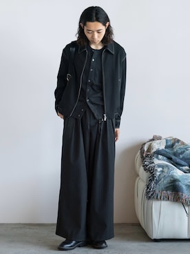 「WYM LIDNM（ウィム バイ リドム）のTWILL STITCH LINE SHORT BLOUSON（ブルゾン、ブラック系）」を使った、れいたさん（メンズ・167cm）の春コーディネート