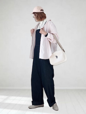 「春服デビュー宣言」｜「アイテム（デジタル腕時計）」を使った、UMiSatoさん（レディース・163cm）の春コーディネート