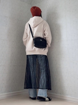 「アイテム（スカート）」を使った、UMiSatoさん（レディース・163cm）の冬コーディネート