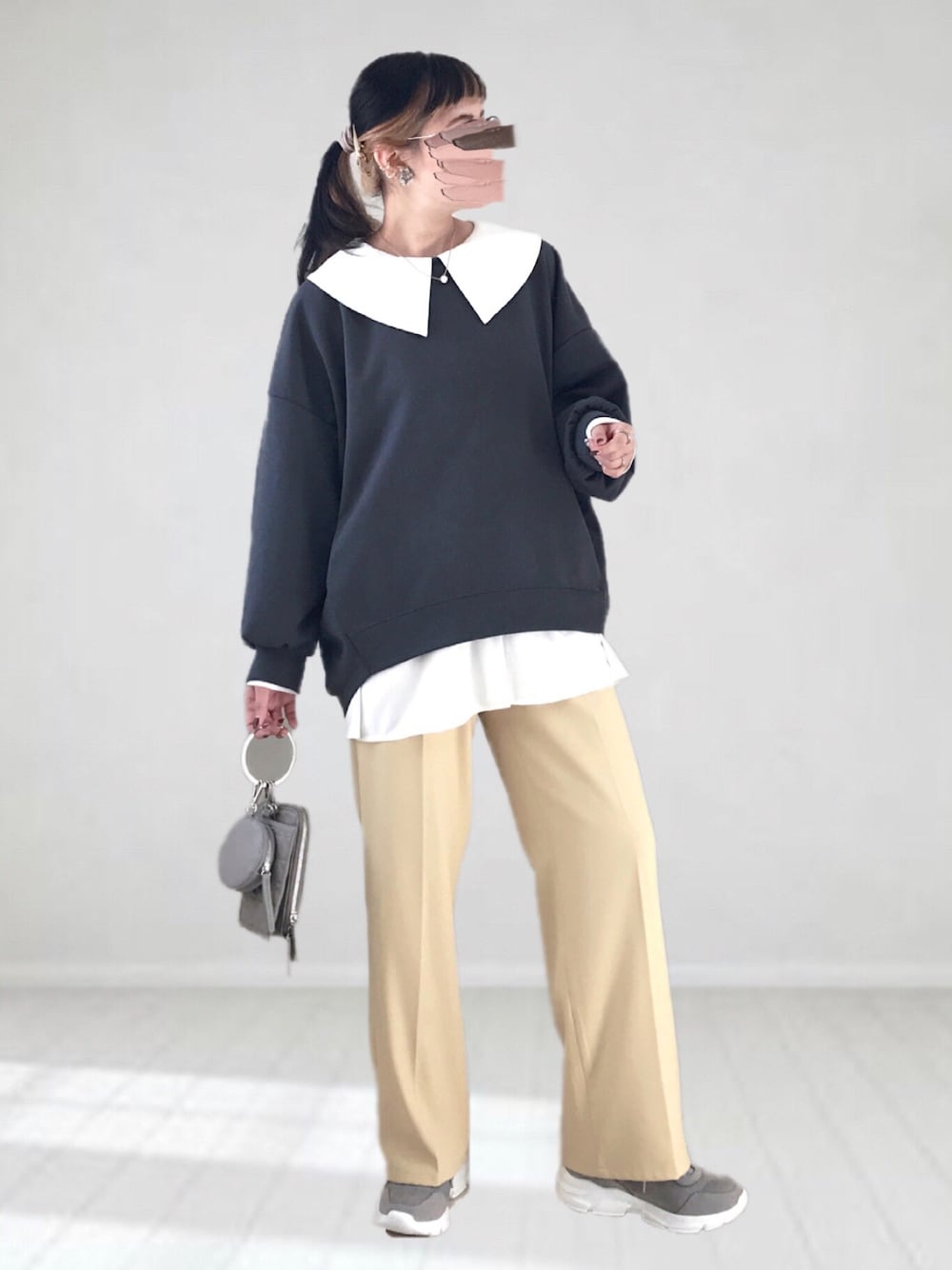 「ビッグカラー、RODE SKO、ダッドスニーカー、スウェット、レイヤードスタイル、カラーパンツ、春コーデ、春カラー、しまむら、GRL、プチプラ、カラーパレット」｜「RODE SKOのスエード調ダッドスニーカー（スニーカー、グレー系）」を使った、UMiSatoさん（レディース・163cm）の冬コーディネートの1枚目の写真