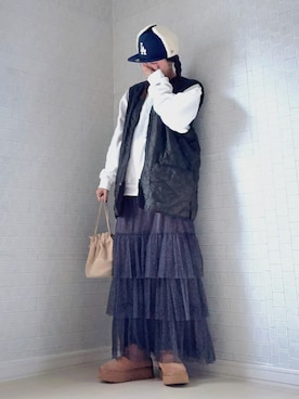 「アイテム（ベスト）」を使った、UMiSatoさん（レディース・163cm）の冬コーディネート