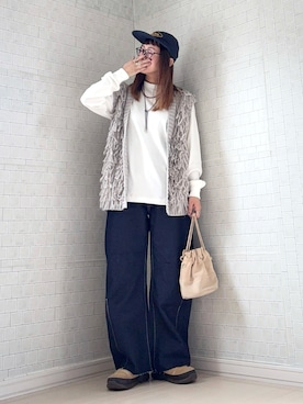 「アイテム（ベスト）」を使った、UMiSatoさん（レディース・163cm）の秋コーディネート