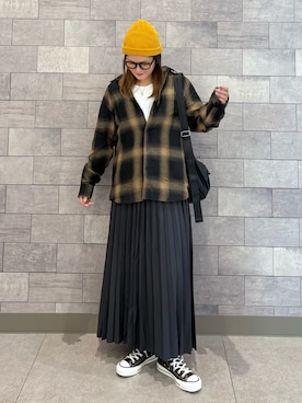 「アイテム（スカート）」を使った、UMiSatoさん（レディース・163cm）の秋コーディネート