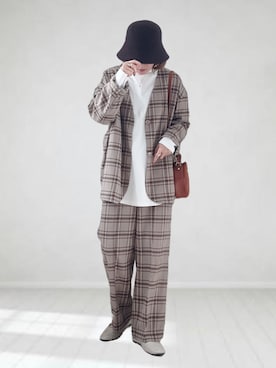 「LEPSIM（レプシィム）のアイテム（ノーカラージャケット）」を使った、UMiSatoさん（レディース・163cm）の冬コーディネート