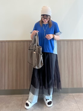 「アイテム（シューズ）」を使った、UMiSatoさん（レディース・163cm）の夏コーディネート