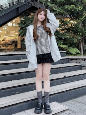 「PRADA（プラダ）のアイテム」を使った、mayu さん（レディース・155cm）の秋コーディネート