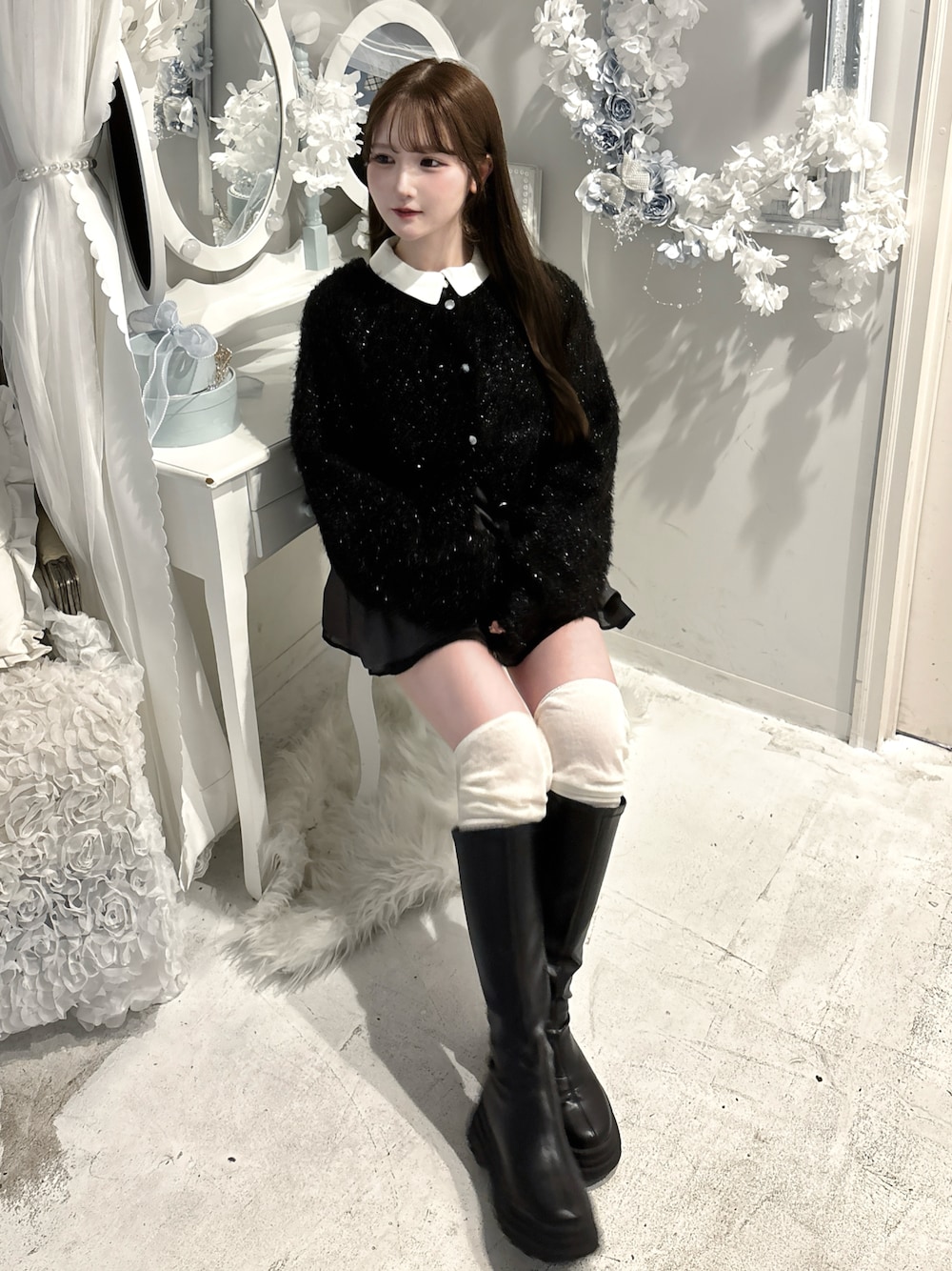 BUBBLESのワンピース/ドレス（グレー系）を使った人気ファッション