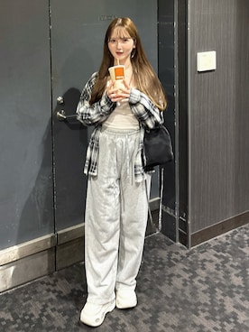 「アイテム（タンクトップ）」を使った、mayu さん（レディース・155cm）の秋コーディネート