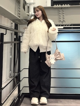 「アイテム（パーカー）」を使った、mayu さん（レディース・155cm）の冬コーディネート