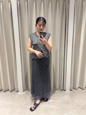 「SENSE OF PLACE by URBAN RESEARCH(センスオブプレイスバイアーバンリサーチ)の『洗濯可』メタルボタンポケットベスト(ベスト、ブラック系)」を使った、ナギサさん(レディース・160cm)の夏コーディネート