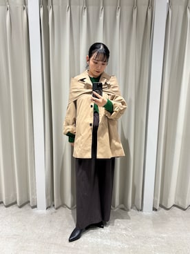 「SENSE OF PLACE by URBAN RESEARCH(センスオブプレイスバイアーバンリサーチ)の『撥水/抗菌/防臭』スカーフツキミドルタケトレンチコート(トレンチコート、ベージュ系)」を使った、ナギサさん(レディース・160cm)の秋コーディネート