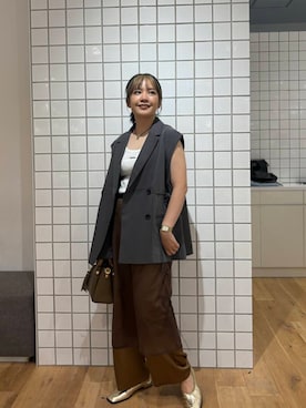 ベスト（グレー系）を使った「チュール」の人気ファッション
