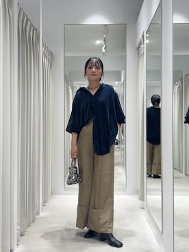 「RODE SKO（ロデスコ）のアイテム」を使った、ナギサさん（レディース・160cm）の秋コーディネート