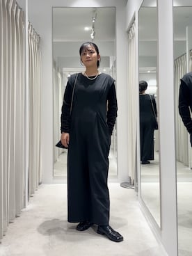 「アイテム（サロペット/オーバーオール）」を使った、ナギサさん（レディース・160cm・20代）の秋コーディネート