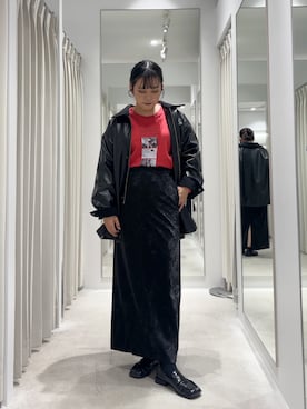 「アイテム（その他アウター、ブラック系）」を使った、ナギサさん（レディース・160cm）の秋コーディネート