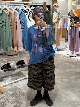 「アイテム（シュシュ）」を使った、華愛さん（レディース・149cm）の夏コーディネート
