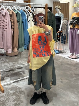 「アイテム（タンクトップ）」を使った、華愛さん（レディース・149cm）の夏コーディネート