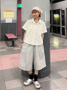 「アイテム（ヘアアクセサリー）」を使った、華愛さん（レディース・149cm）の夏コーディネート