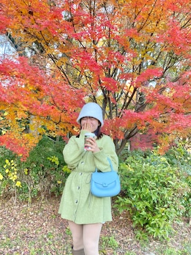 「GRL（グレイル）のアイテム（カーディガン/ボレロ、グリーン系）」を使った、めめちゃん🐨🌻さん（レディース・152cm）の冬コーディネート