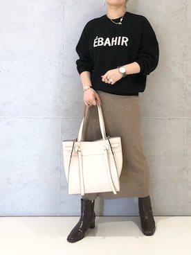「ロゴデザイン」｜エムアイさん（レディース・162cm）の冬コーディネート