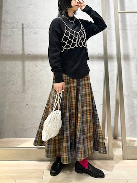 「アイテム（その他トップス、シルバー系）」を使った、エムアイさん（レディース・162cm）の秋コーディネート