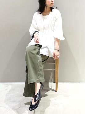 「袖ボリューム」｜「アイテム（パンプス）」を使った、エムアイさん（レディース・162cm）の秋コーディネート
