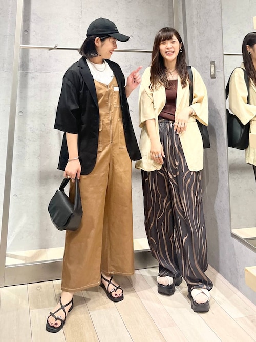 新*LV*モノグラム フレームパントレット フラットサンダル カサンドラ フラットサンダル（パテントレザー／ゴールド調