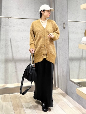 「アイテム（キャップ）」を使った、エムアイさん（レディース・162cm）の秋コーディネート