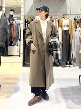 「おでかけ」｜「アイテム（キャップ）」を使った、エムアイさん（レディース・162cm）の秋コーディネート