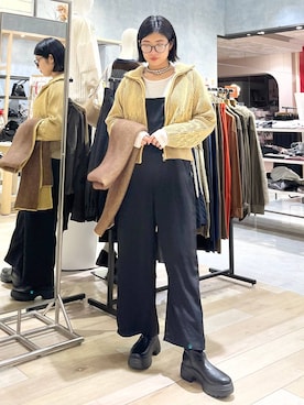 「おでかけ」｜「アイテム（サロペット/オーバーオール）」を使った、エムアイさん（レディース・162cm）の秋コーディネート