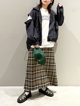 「レプシィム(LEPSIM)」｜「アイテム（キャップ）」を使った、エムアイさん（レディース・162cm）の秋コーディネート