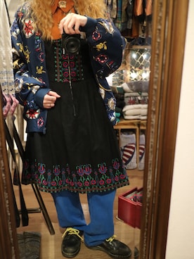 「古着女子」｜「アイテム（ジャンパースカート）」を使った、used.clothing.Flowさん（レディース・150cm）の春コーディネート