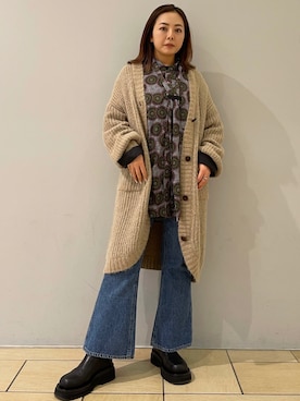 「HOLIDAY（ホリデイ）のアイテム」を使った、五十嵐 あやさん（レディース・159cm）の冬コーディネート