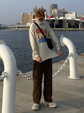 「Reebok（リーボック）のアイテム（シューズ、ベージュ系）」を使った、Zackさん（メンズ・183cm）の秋コーディネート
