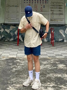「GU（ジーユー）のアイテム（カーゴパンツ、ブルー系）」を使った、Zackさん（メンズ・183cm）の秋コーディネート