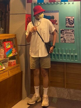 「GU（ジーユー）のアイテム（カーゴパンツ、ベージュ系）」を使った、Zackさん（メンズ・183cm）の秋コーディネート