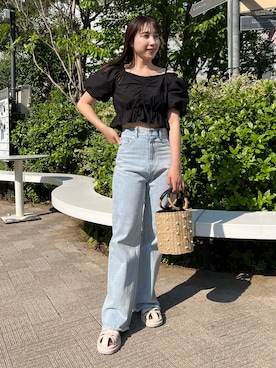 「アイテム（かごバッグ）」を使った、risa☻さん（レディース・155cm）の春コーディネート