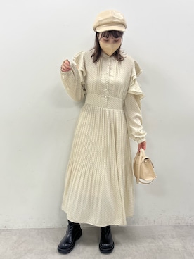 「肌見せ」｜「アイテム（キャスケット）」を使った、risa☻さん（レディース・155cm）の秋コーディネート