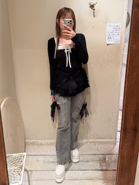 「OLIVE des OLIVE（オリーブデオリーブ）のチュールリボンストレッチデニムパンツ（デニムパンツ、グレー系）」を使った、risa☻さん（レディース・155cm）の秋コーディネート
