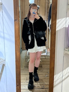 「アイテム（パーカー）」を使った、risa☻さん（レディース・155cm）の秋コーディネート
