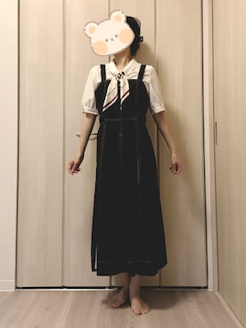 「アイテム（ジャンパースカート）」を使った、オクラちゃんさん（レディース・159cm）の秋コーディネート